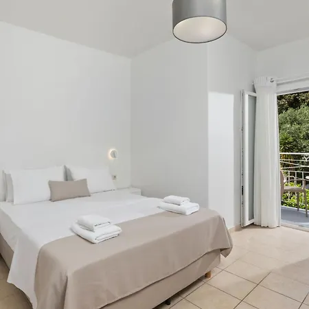 Bella Vista Benitses (Corfu)