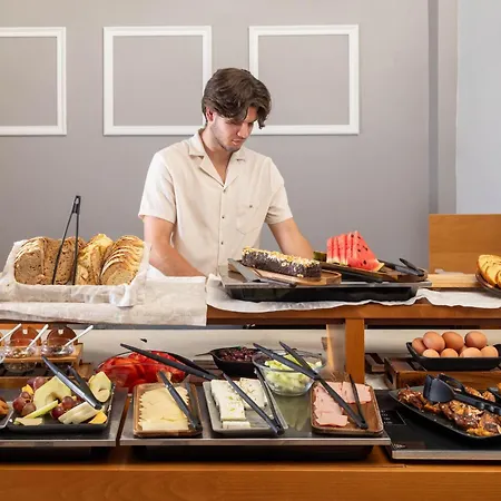 Bella Vista ホテル 3*