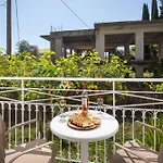 Bella Vista Benitses (Corfu)