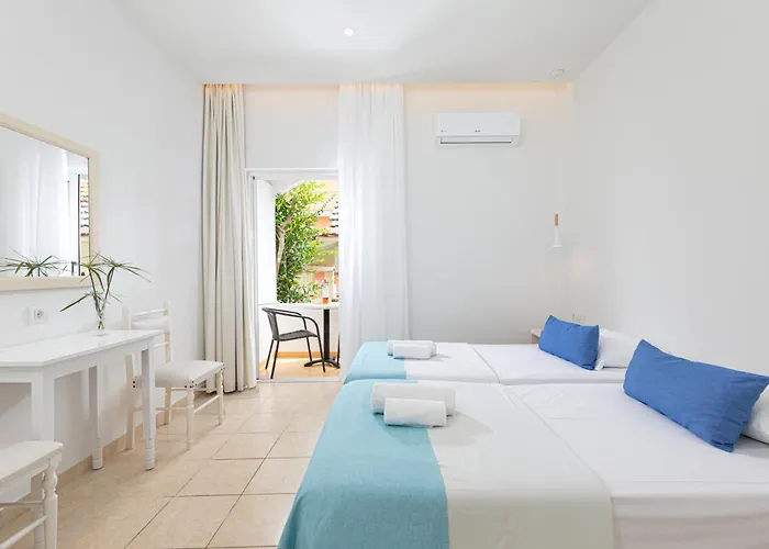 מלון Bella Vista 3*